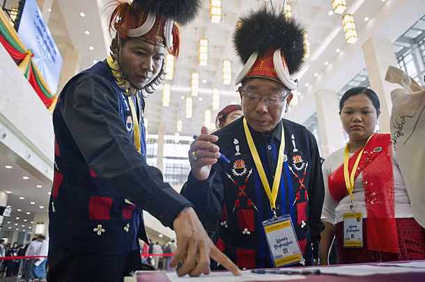 Myanmar esboza guías de política para proceso de paz ảnh 1