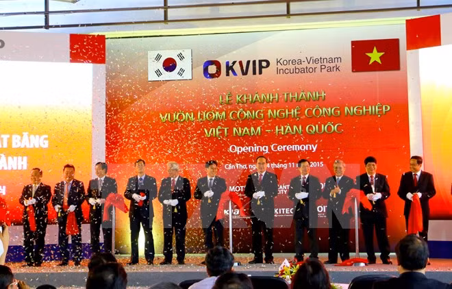 Vietnam y Sudcorea inauguran incubadora tecnológica industrial ảnh 1