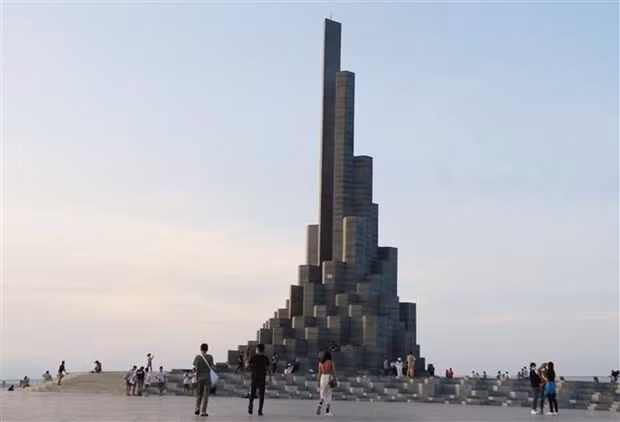 Plaza de torre Nghinh Phong gana premio asiático del paisaje urbano 2023 ảnh 2