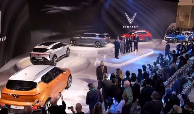 Estrenan en Estados Unidos más coches eléctricos de Vietnam ảnh 1