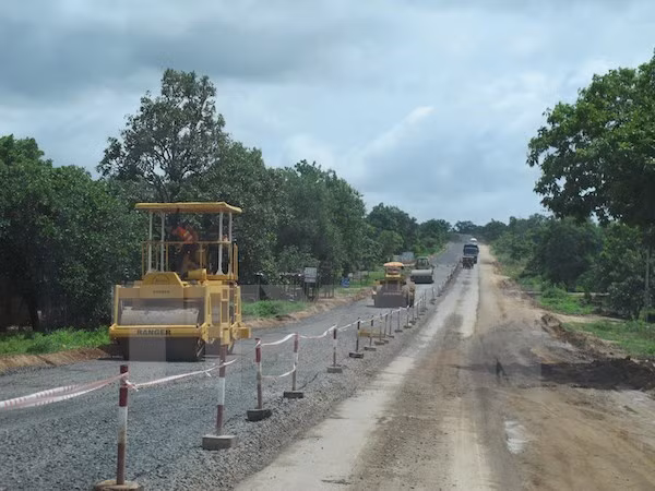 Tay Nguyen moderniza transporte rural ảnh 1