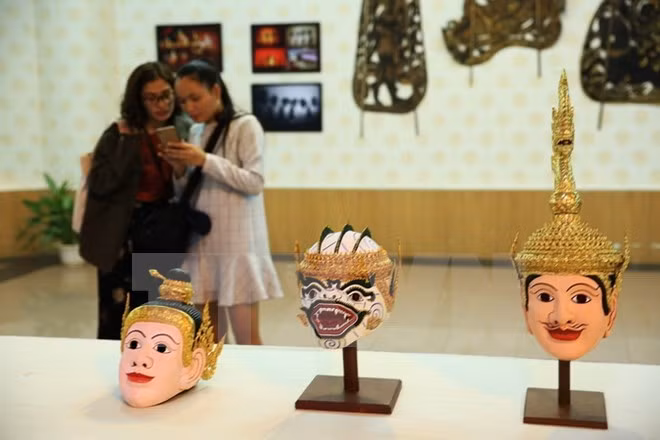 Exposición en Vietnam resalta cultura de Camboya ảnh 1