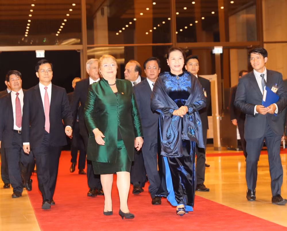 Michelle Bachelet parte hacia Da Nang para Semanda de alto nivel del APEC ảnh 1