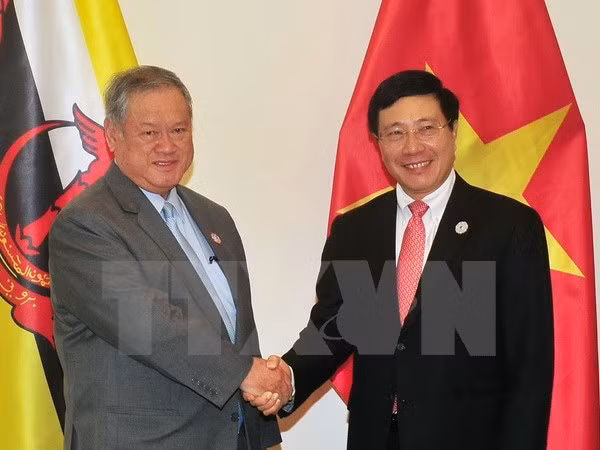 APEC 2017: Vietnam y Brunei intensifican cooperación en diversas áreas ảnh 1