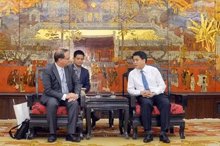 Hanoi y región francesa de Normandía promueven cooperación turística ảnh 1