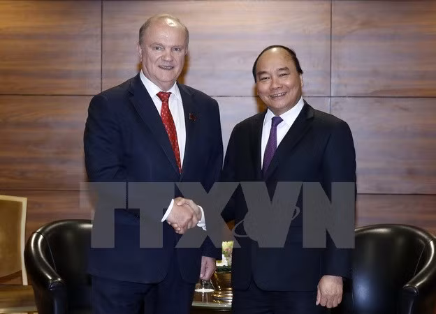 Premier vietnamita se reúne con líder comunista ruso ảnh 1
