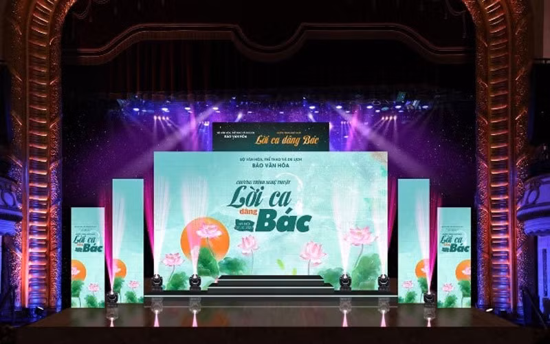 Numerosas actividades por aniversario del Día de Liberación de Hanoi ảnh 2