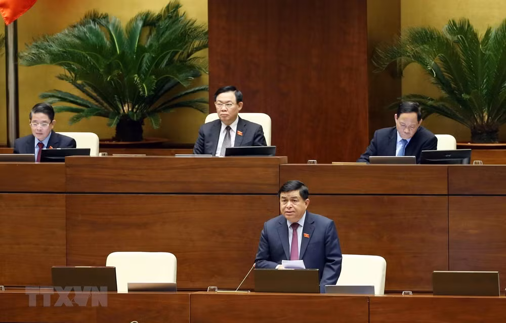 Parlamento de Vietnam concluye octava jornada de segundo período de sesiones ảnh 1 Parlamento de Vietnam concluye octava jornada de segundo período de sesiones ảnh 1