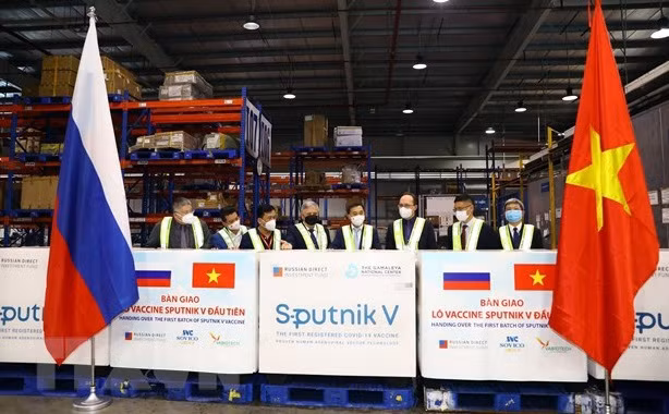 Vietnam por objetivo de vacunación contra el COVID-19 para toda su población ảnh 1