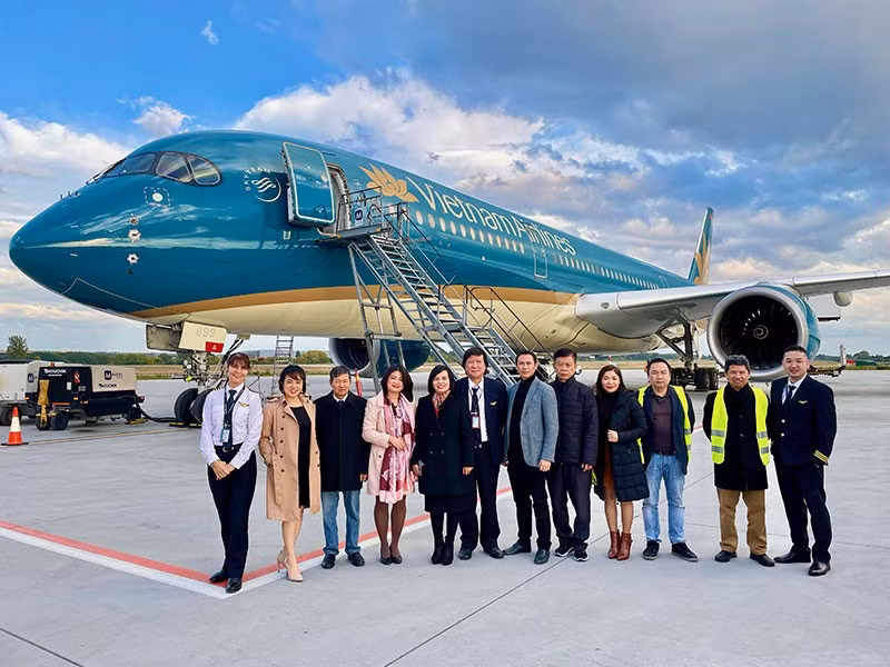 Transporta Vietnam Airlines vacunas de Hungría, Croacia y Eslovaquia a Vietnam ảnh 1