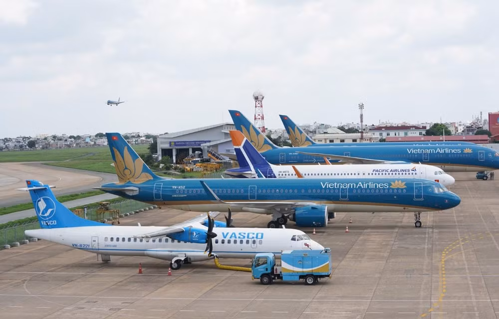 Grupo Vietnam Airlines reabre casi todas las rutas nacionales ảnh 1