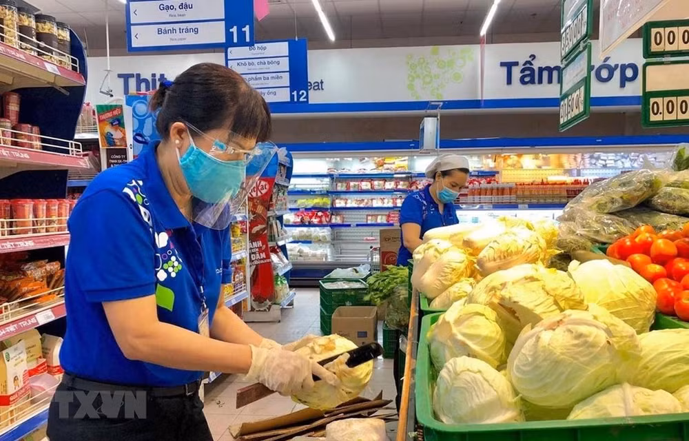 Anuncian las 10 empresas minoristas más prestigiosas en Vietnam en 2021 ảnh 1