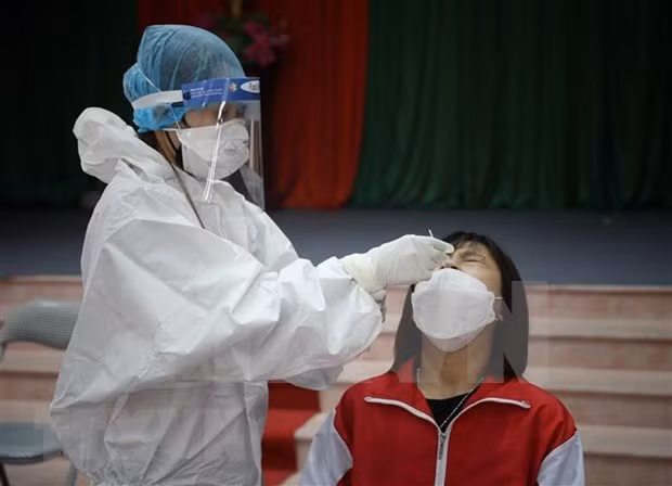 Vietnam confirma más de cinco mil 500 nuevos casos del COVID-19 ảnh 1 Vietnam confirma más de cinco mil 500 nuevos casos del COVID-19 ảnh 1