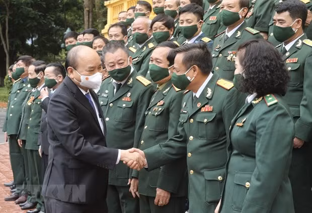 Presidente vietnamita elogia logros y responsabilidad social de veteranos ảnh 1