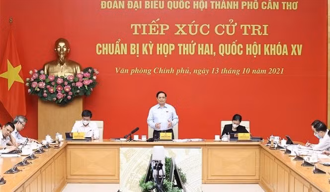 Gobierno vietnamita prioriza recursos para el desarrollo socioeconómico ảnh 1