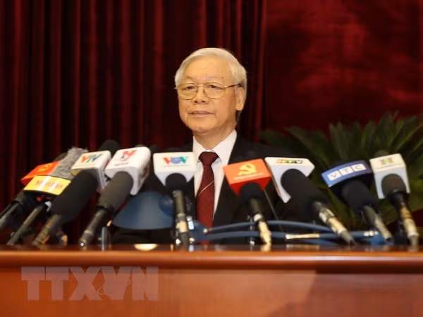 Partido Comunista de Vietnam se enfoca en construir un contingente de funcionarios idóneos ảnh 1