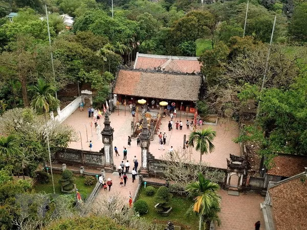 Turistas extranjeros deben respetar la ley vietnamita, afirma Administración ảnh 1