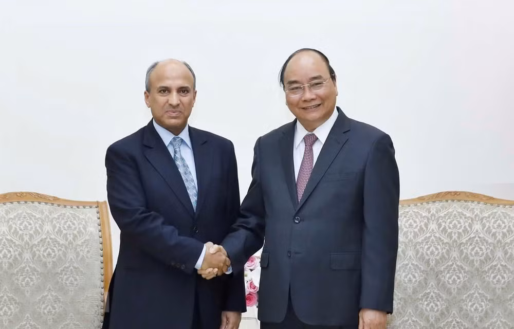 Premier vietnamita formula votos por incrementar nexos multisectoriales con Arabia Saudita ảnh 1