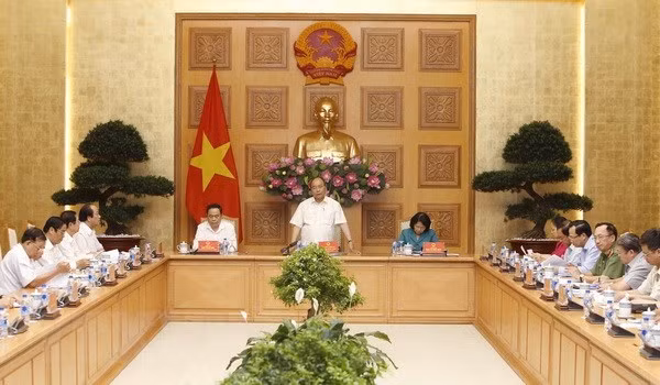 Premier vietnamita llama a impulsar la campaña nacional de emulación patriótica ảnh 1