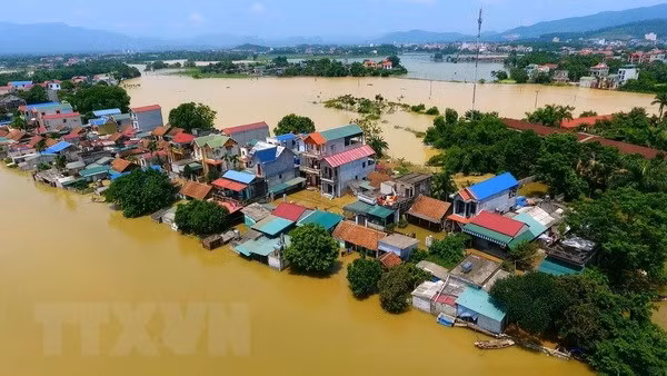 Entidades de Vietnam continúan asistencia a víctimas de colapso de presa en Laos ảnh 1