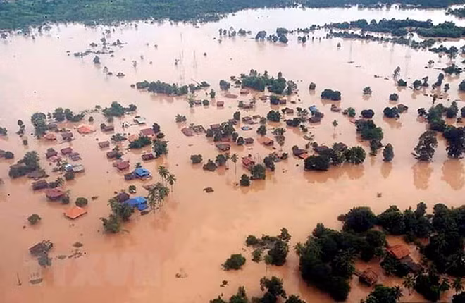 Tailandia acelera asistencia a Laos para superar consecuencias del colapso de presa hidroeléctrica ảnh 1