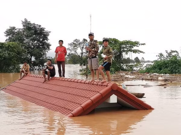 CMVietnam dispuesta a ayudar a superar secuelas por el colapso de presa hidroeléctrica en Laos ảnh 1