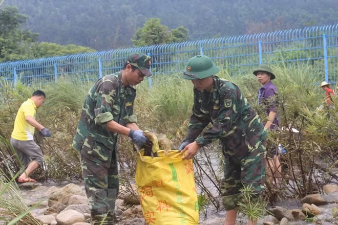 Vietnam y China coordinan protección ambiental a lo largo de río fronterizo ảnh 1