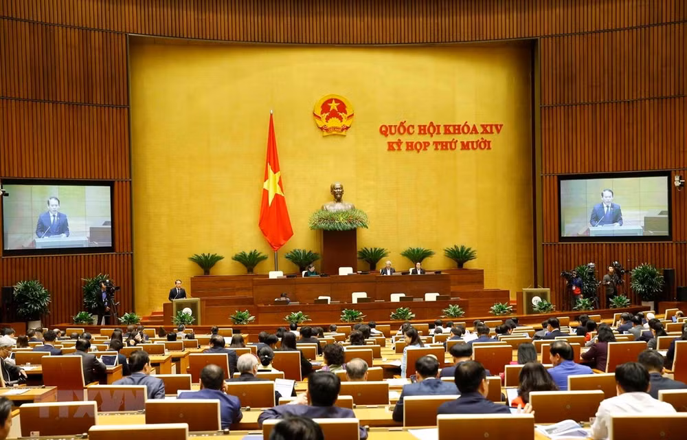 Parlamento vietnamita discute dos proyectos de ley ảnh 1