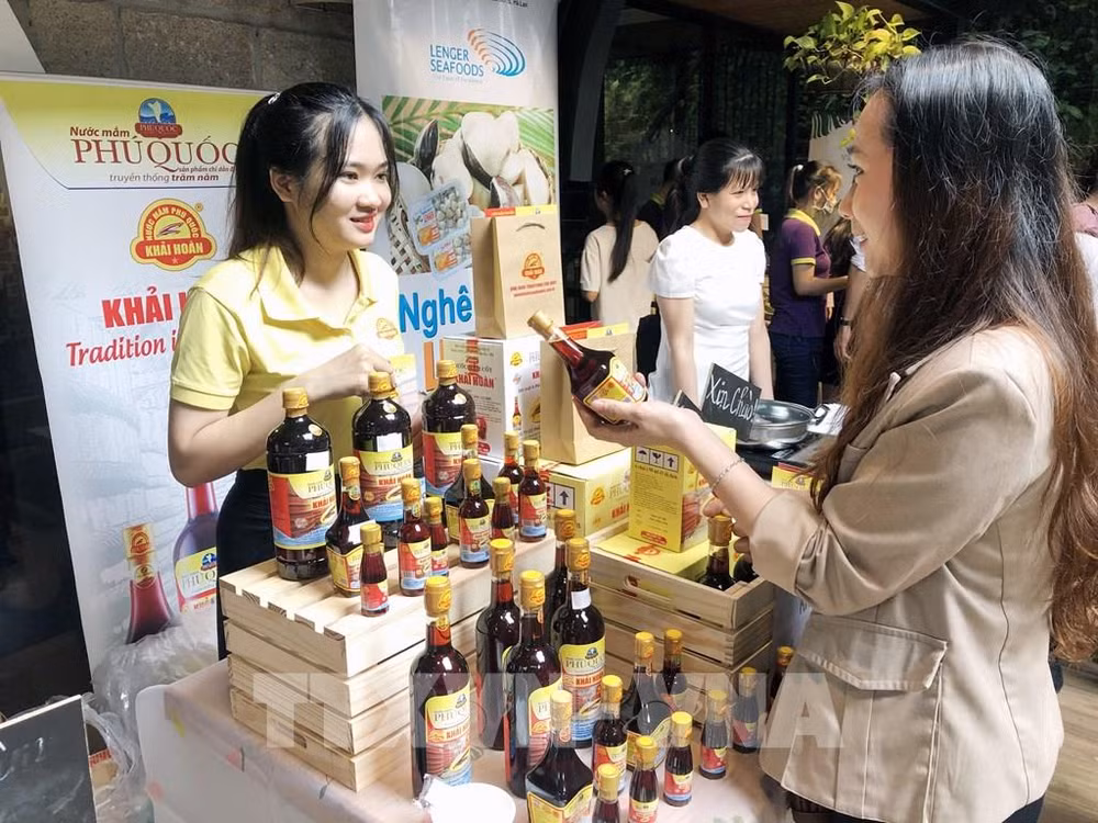 Inauguran Mercado de productos orgánicos de alta calidad en Ciudad Ho Chi Minh ảnh 1
