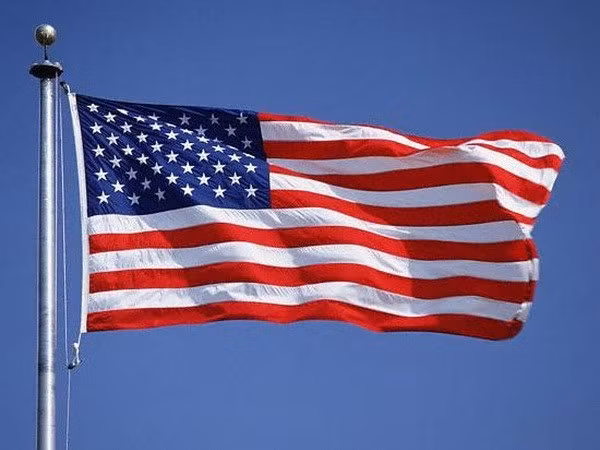 Felicitan dirigentes de Vietnam a Estados Unidos por Día de Independencia ảnh 1