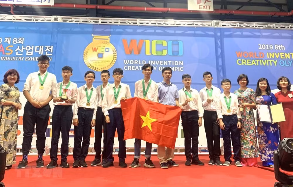 Triunfan alumnos vietnamitas en Olimpiada Mundial de Creatividad e Invención ảnh 1