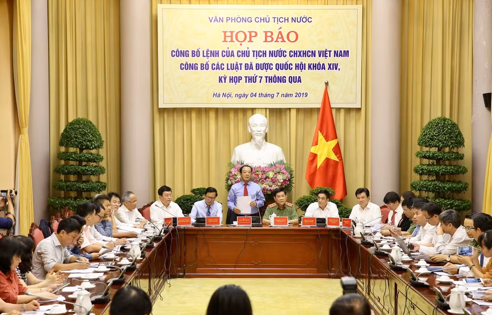 Emite Presidente de Vietnam Orden sobre siete leyes recién aprobadas ảnh 1