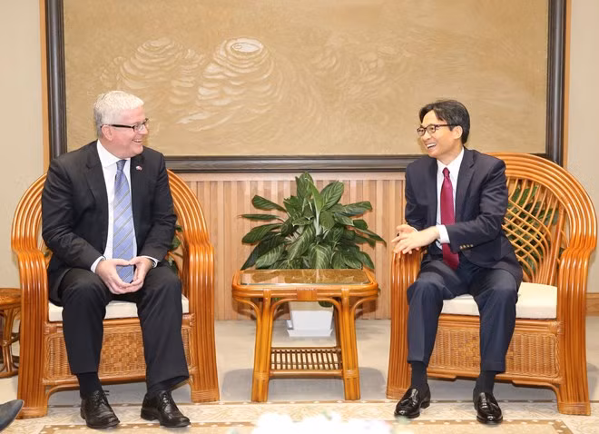 Reconoce Vietnam contribución de embajador australiano al fortalecimiento de los lazos bilaterales ảnh 1