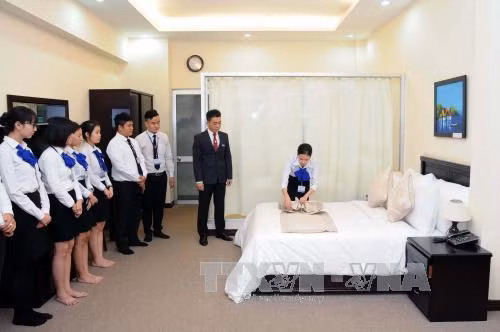 Ofrecen en Vietnam curso de capacitación de administración hotelera con asistencia suiza ảnh 1 Ofrecen en Vietnam curso de capacitación de administración hotelera con asistencia suiza ảnh 1