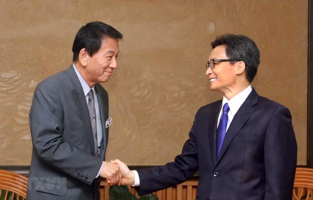 Destaca vicepremier de Vietnam relaciones amistosas con Japón ảnh 1