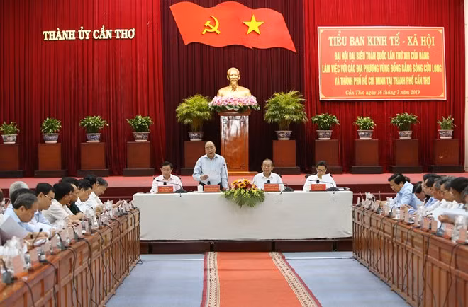 Premier vietnamita insta a provincias del Delta del Mekong a enfrentar cambio climático ảnh 1