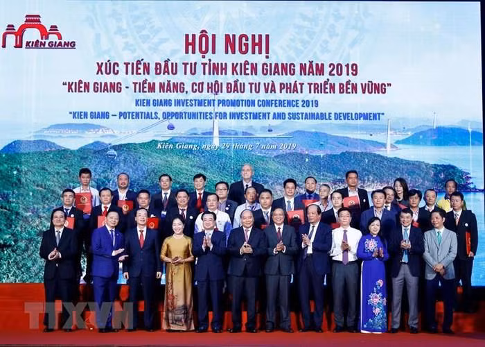 Insta primer ministro vietnamita a Kien Giang a desarrollar turismo con apego a la protección ambiental ảnh 1
