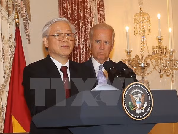 Nguyen Phu Trong asiste a recepción de administración estadounidense ảnh 1