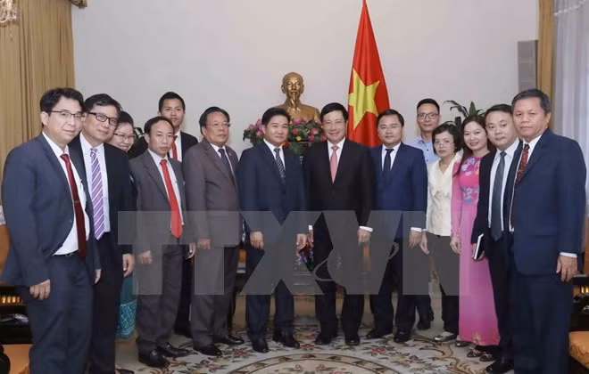 Vicepremier de Vietnam aboga por impulso de intercambio juvenil con Laos ảnh 1