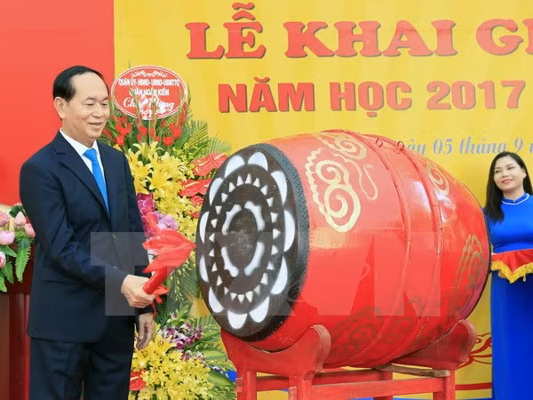 Impulsar la educación es política primordial de Vietnam, afirma presidente ảnh 1