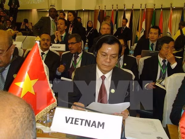 Participa Vietnam en Foro de Cooperación América Latina- Asia del Este ảnh 1