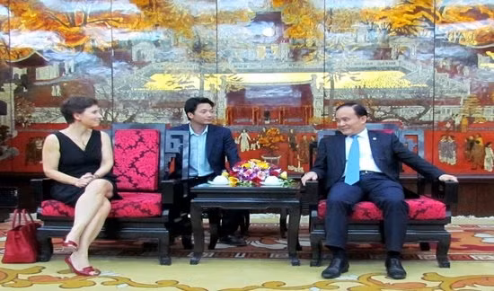  Impulsan Hanoi y región italiana de Lacio cooperación comercial ảnh 1