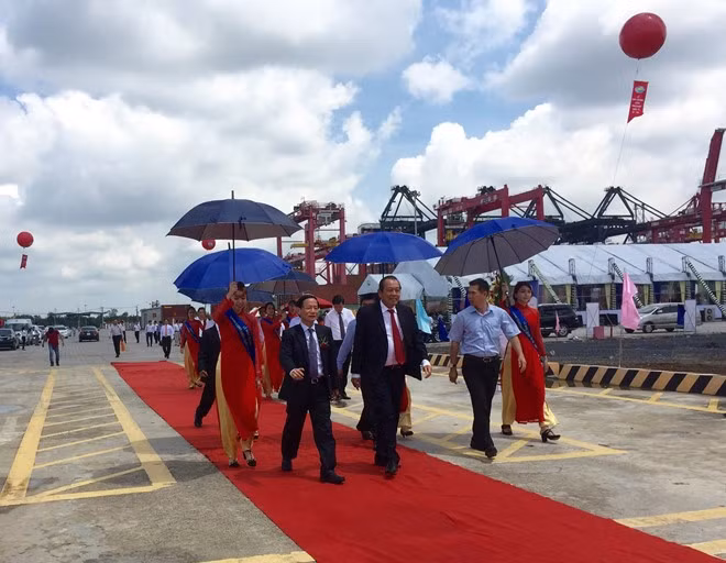 Inauguran otro puerto internacional de contenedor en Ciudad Ho Chi Minh ảnh 1