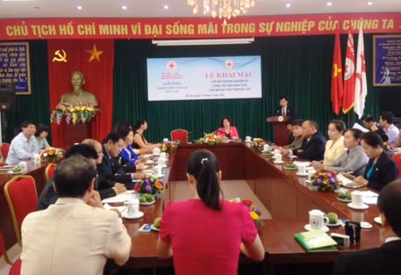 Vietnam colabora con Laos en desarrollo de actividades de Cruz Roja ảnh 1