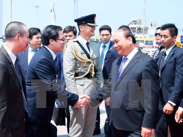 Primer ministro de Vietnam visita Hong Kong ảnh 1