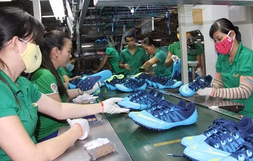 Crecen exportaciones de calzado de Vietnam a la Unión Europea ảnh 1