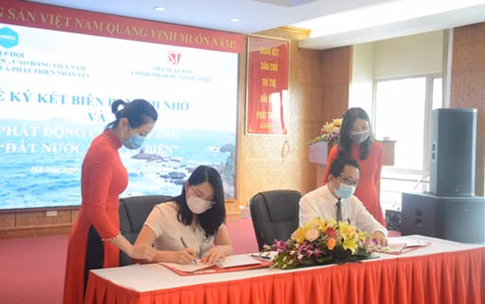 Promueven en Vietnam concurso fotográfico “País visto desde el mar” ảnh 1