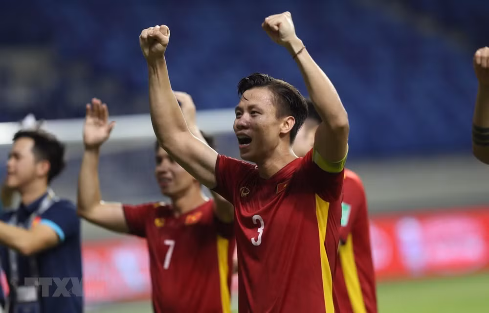Preparado equipo de fútbol de Vietnam ante duro partido contra los EAU ảnh 1