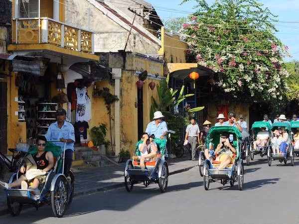 Aumentan turistas a Quang Nam en Año Nuevo ảnh 1