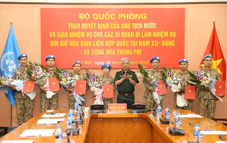 Enviará Vietnam otros siete combatientes a misiones de paz en África ảnh 1